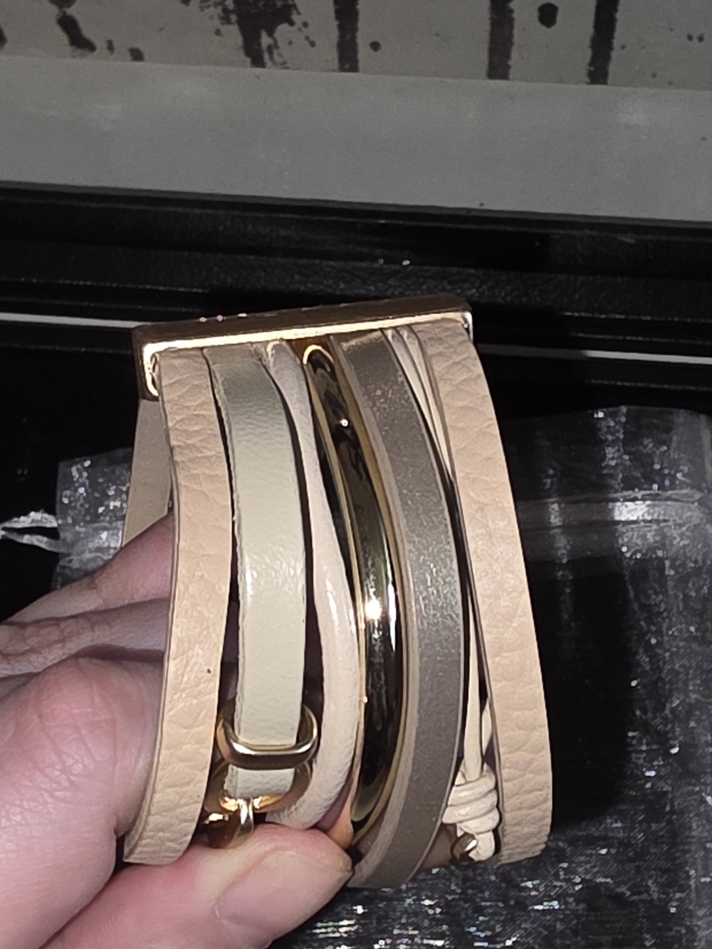SAACHI Beige Leather Multi-Row Bracelet Set with Gold Accents - Picture 2 of 5